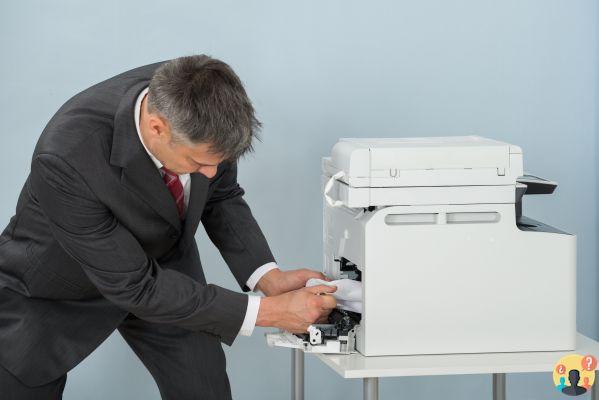 ¿La impresora sigue atascándose?