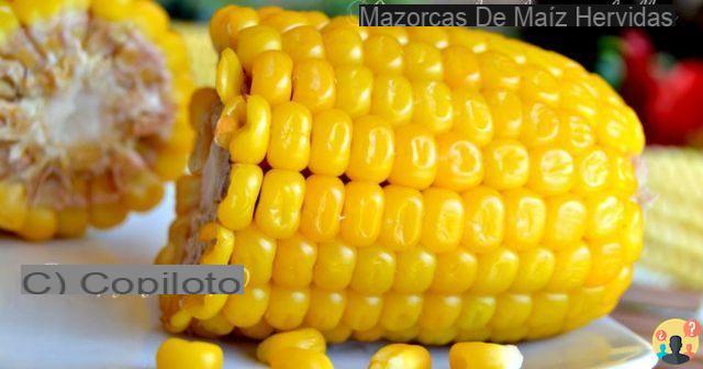 ¿Cuánto tiempo debe hervir el maíz en la mazorca?