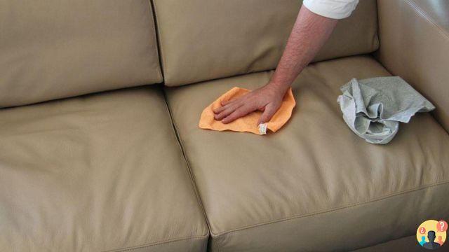 ¿Cómo limpiar los sofás de cuero?