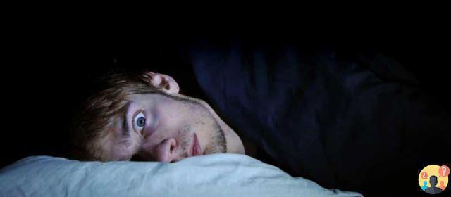 ¿Ataque de pánico al conciliar el sueño?
