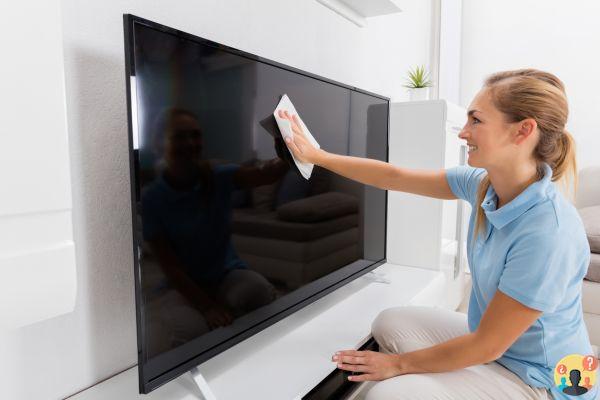¿Cómo limpiar la pantalla del televisor?