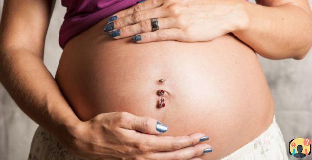 ¿Piercing en el ombligo enrojecido en el embarazo?