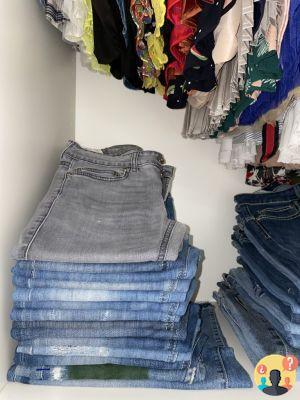 ¿Cómo arreglar los jeans en el armario?