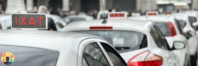 ¿Dónde se pueden tomar taxis en el centro de Milán?