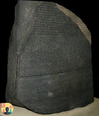 ¿Por qué se llama piedra de Rosetta?
