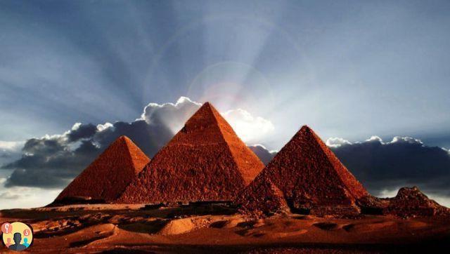 ¿Quién construyó las pirámides de Egipto?