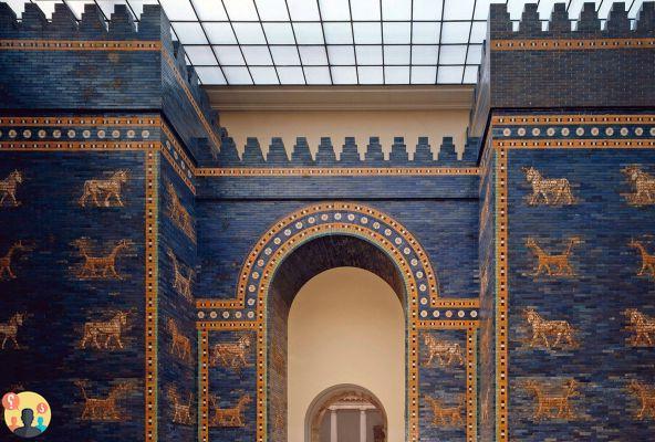 ¿Cómo estaba decorada la puerta de Ishtar?