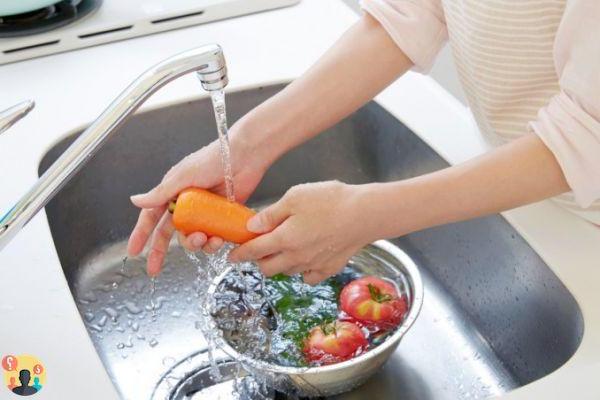 ¿Cómo se lavan las verduras con bicarbonato de sodio?