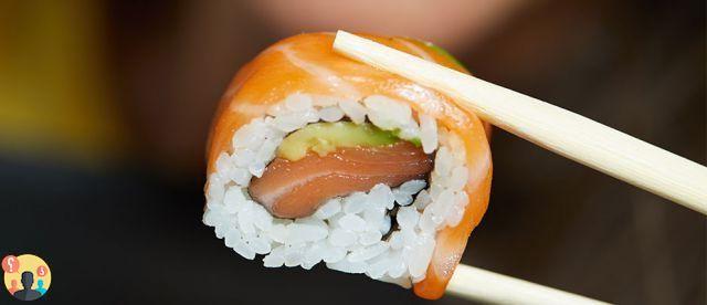 ¿Cuántas calorías tiene una cena de sushi?